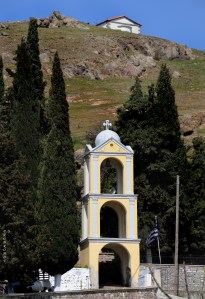 Το καμπαναριό της Αγίας Παρασκευής και ο Προφήτης Ηλίας